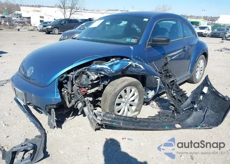 2018 Volkswagen Beetle 2.0T Coast/2.0T S из США, поврежденный, VIN 3VWFD7ATXJM711734